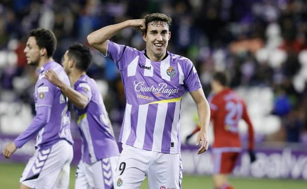 Mata celebra el tercer gol del Pucela. /Gabriel Villamil