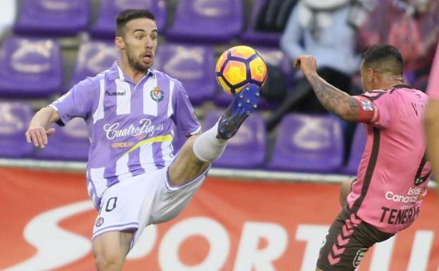 Sergio Marcos, en un partido de la temporada pasada ante el Tenerife. /Gabriel Villamil