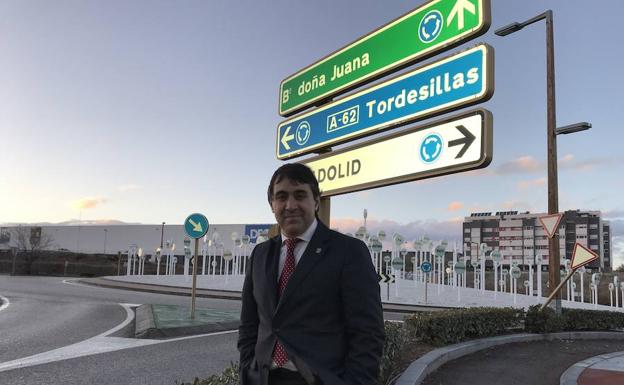 José Antonio Otero es el responsable de la concejalía que pone en marcha el ambicioso plan de seguridad en Arroyo. /Jota de la Fuente