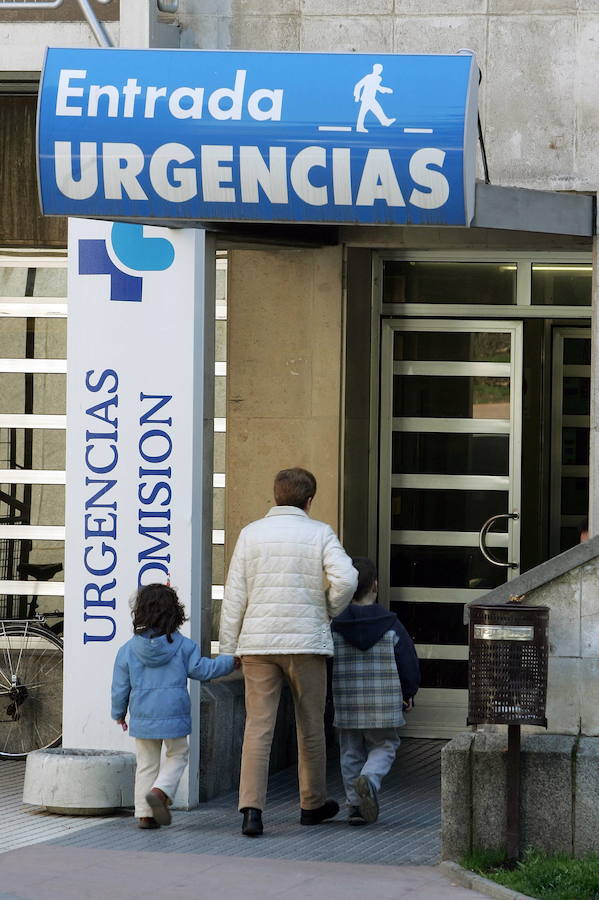 Entrada de urgencias del Hospital de Burgos/F.O/ El Norte de Castilla