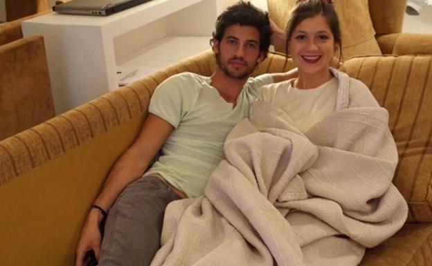 Los dos concursantes de 'Masterchef', Miri y Jorge. /TVE