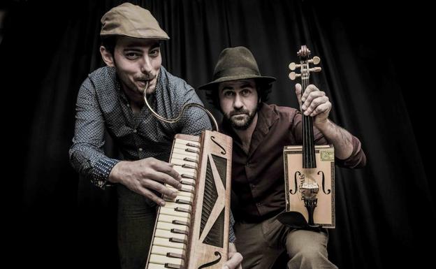 Jorge Arribas y Diego Galaz, componentes de Fetén Fetén.