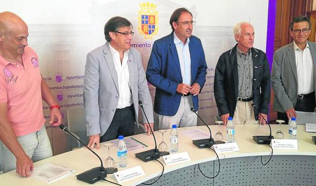 Juan Moreno, Carlos Sainer, Alfonso Polanco, Luis Domingo González y Facundo Pelayo.