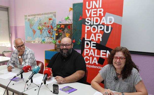 Agustín González, Nacho Frontela y Concha Lobejón, profesores de la UPP.