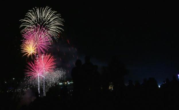 Fuegos artificiales de la pirotecnia Xaraiva.