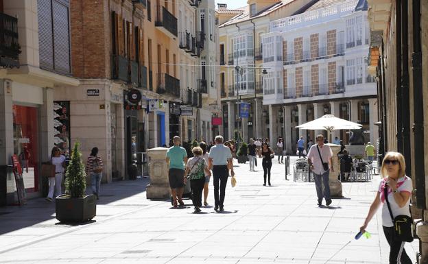 Zona comercial de la Calle Mayor.
