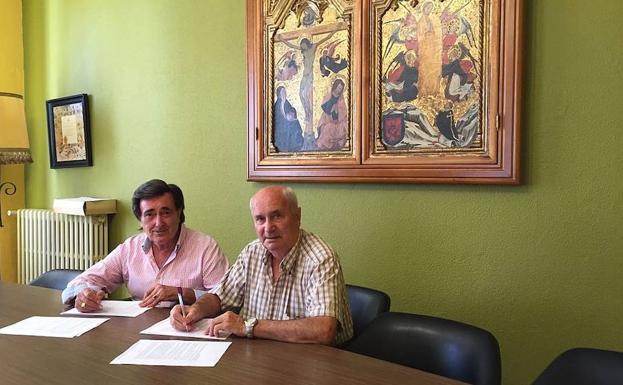 El alcalde, Jesús García y el presidente de la cooperativa Sebastián, Francisco Herguedas.