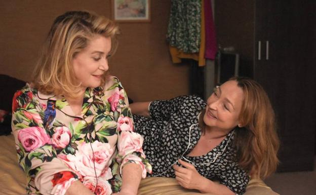 Catherine Deneuve y Catherine Frot, en 'Sage femme'. /El Norte