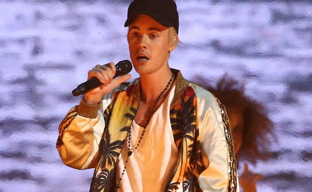 Justin Bieber durante un concierto. /AFP
