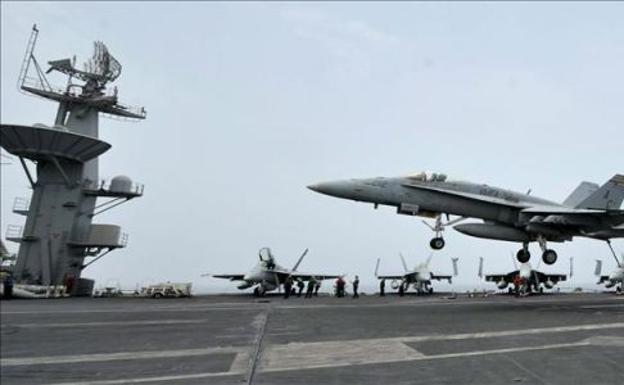 Imagen de un avión F-18./Efe