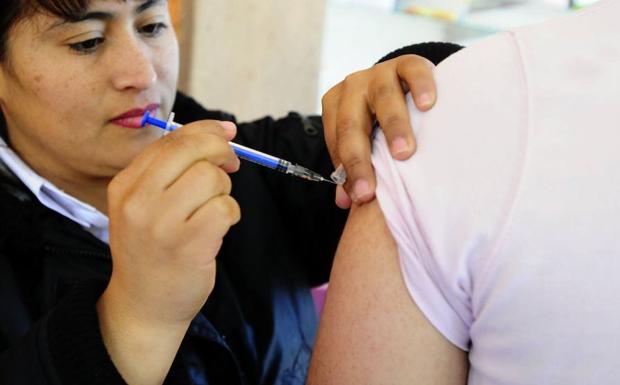 Sanidad abre la cita previa para vacunar contra la gripe desde el día 24