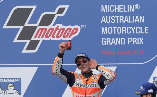 Marc Márquez celebra la victoria en el GP de Australia. /Efe