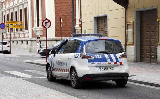 Coche de la Policía Local./Antonio Quintero