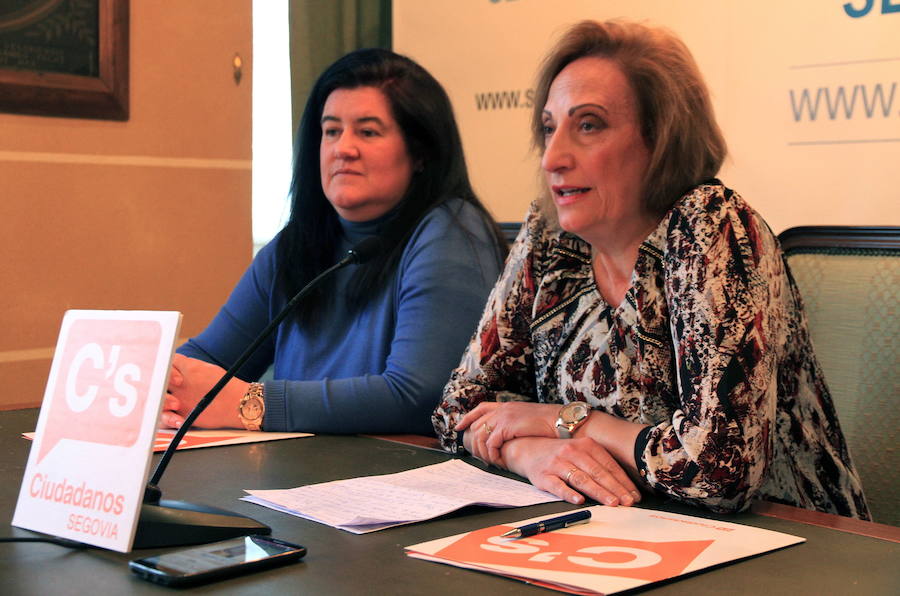 Miriam Sanz y María José García Orejana, concejalas de Ciudadanos./Antonio Tanarro