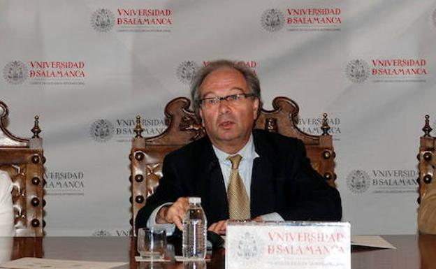 Ricardo López, en un acto de la Universidad./El Norte