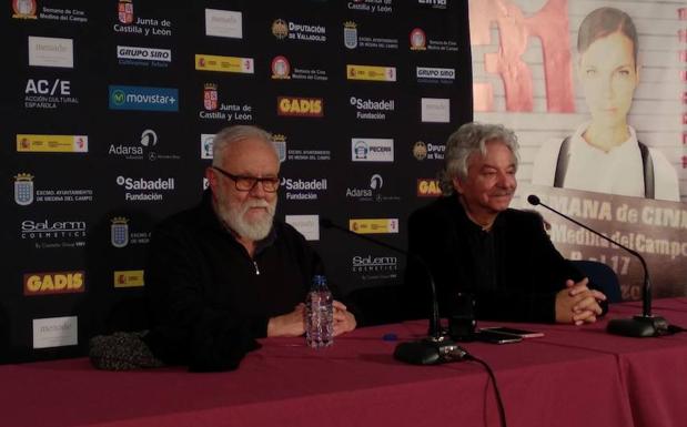 Gonzalo Suárez, junto a Emiliano Allende. /El Norte