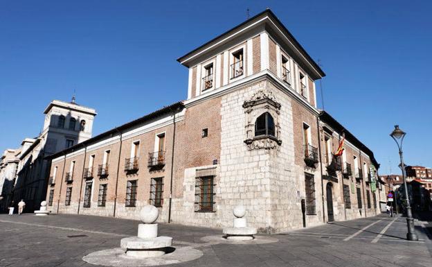 Fachada del Palacio de Pimentel, sede de la Diputación Provincial de Valladolid./El Norte