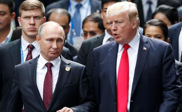 Donald Trump y Vladimir Putin, en una imagen de archivo./Jorge Silva (Afp)