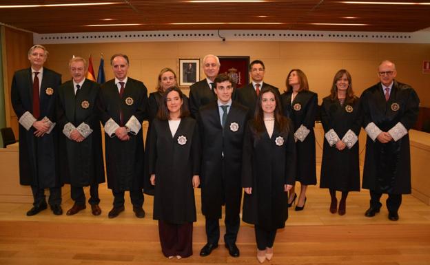 Los tres nuevos jueces han tomado hoy posesión de sus nuevos cargos./GIT