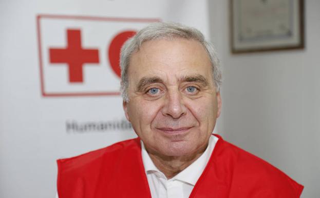 José Ignacio de Luis, en la sede de Cruz Roja en Palencia. /ANTONIO QUINTERO