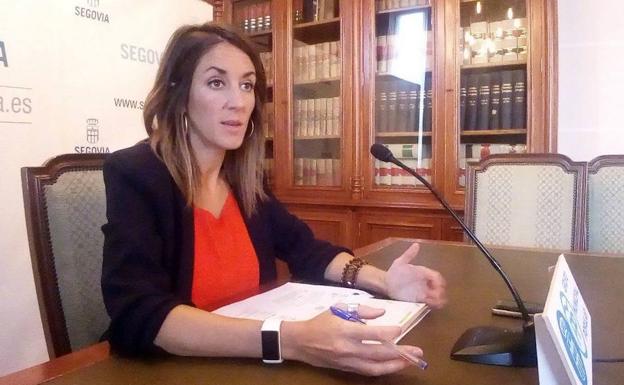 La portavoz del PP, Raquel Fernández. /El Norte