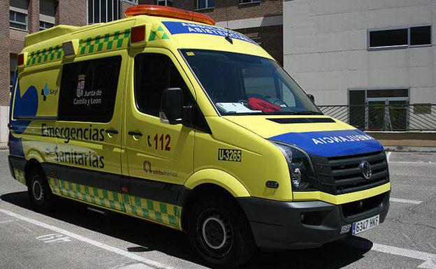 Ambulancia del 112 de soporte vital básico. /El Norte