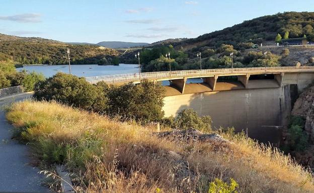 Presa del río Moros en Los Ángeles de San Rafael./El Norte
