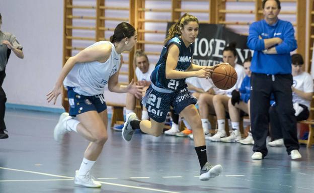 Lidia Bacallado, en un anterior partido. /Óscar Costa
