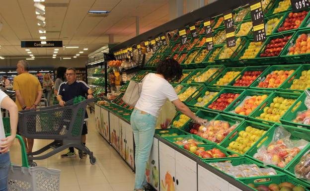 Mercadona de la Avenida de Madrid en la ciudad de Palencia./MARTA MORAS