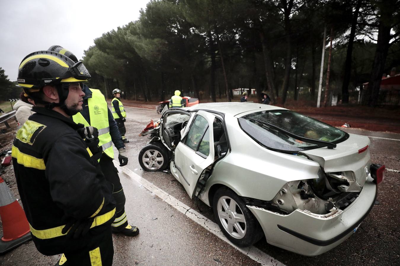 Fotos Trágico choque frontal entre dos coches en Traspinedo El Norte