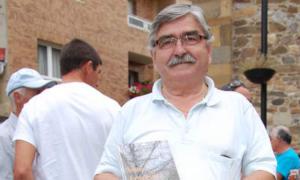 El escritor Carlos Casado Cuevas. / JOSÉ CARLOS DÍEZ/