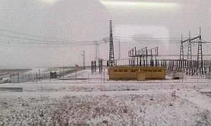 El tren no ha podido recuperar el tiempo por las fuertes nevadas caídas en Guadarrama./ El Norte/