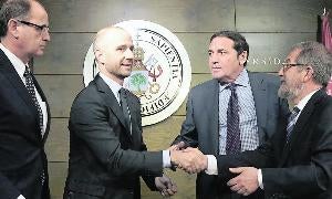 Firma del convenio. M. A: S./
