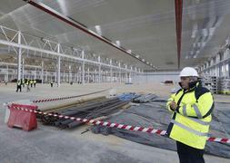 Nave del nuevo complejo ferroviario en el Páramo de San Isidro. G. VILLAMIL/