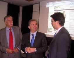 Un momento de la presentación de la nueva página web. / A. DE TORRE/