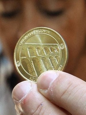 La medalla acuñada. ::
A. DE TORRE/
