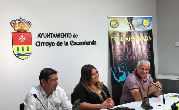 Presentación de la Arroyada Trail 2022 en el Ayuntamiento de Arroyo /EL NORTE