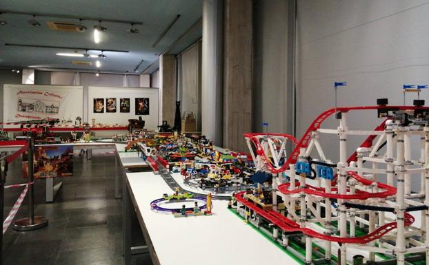 Gran exposición de Lego montada en la Casa de Cultura /LAURA NEGRO