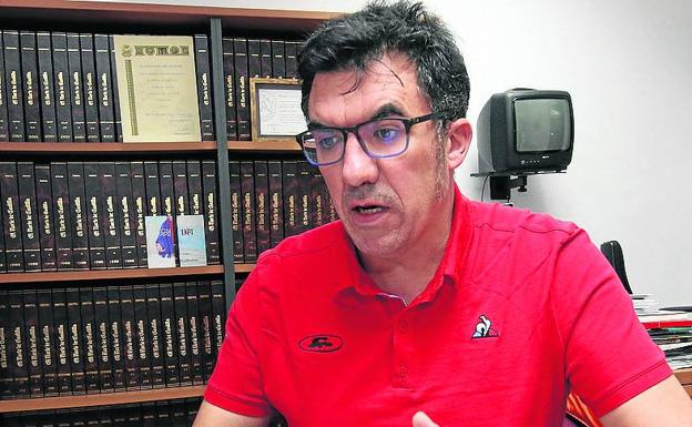 Fernando GarcÃa, cabo de la Guardia Civil en Segovia. /A. de Torre