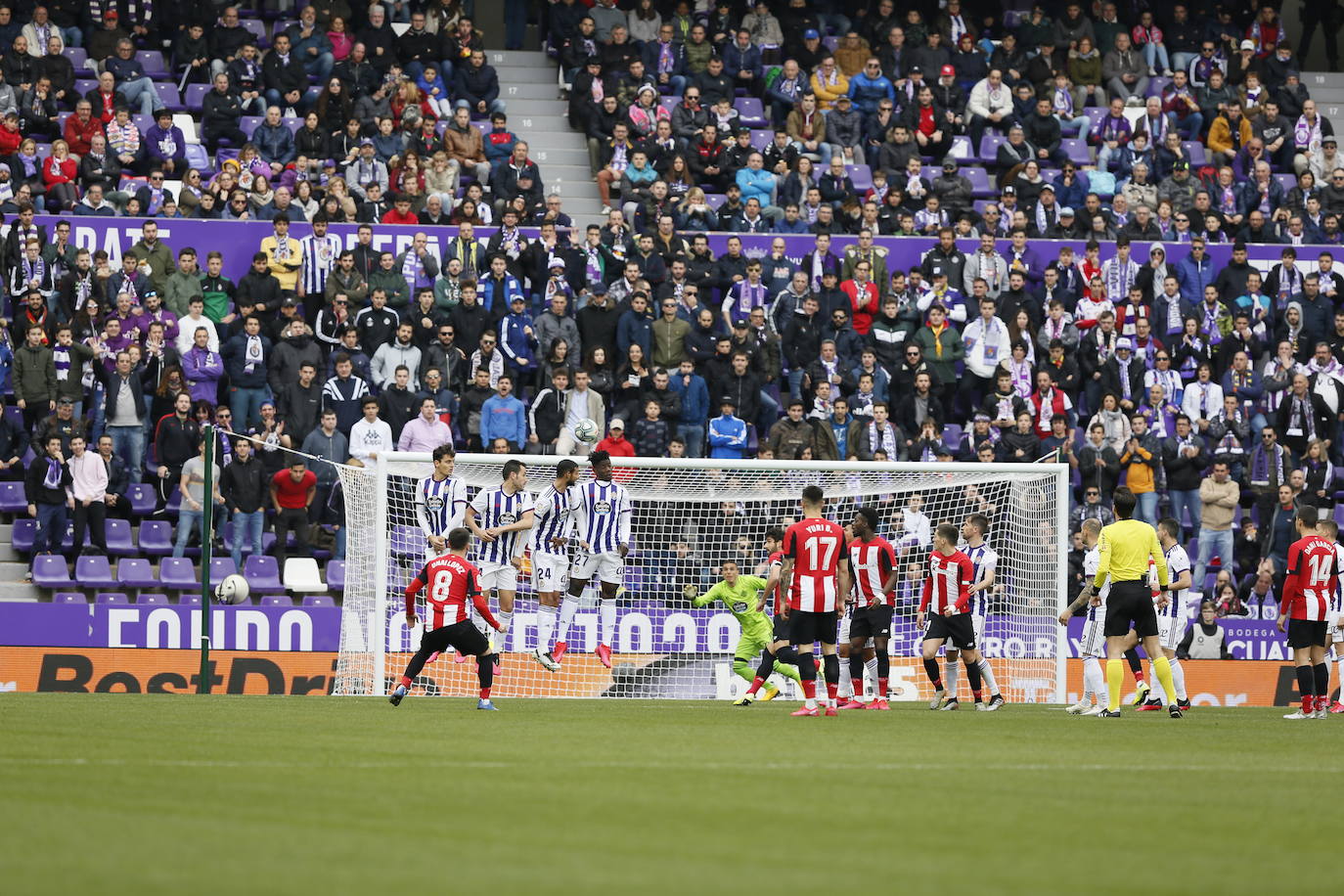 Fotos: Las imágenes del Real Valladolid 1-4 Athletic Club | El ...