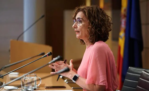 La ministra de Hacienda y Función Pública, María Jesús Montero. /EP