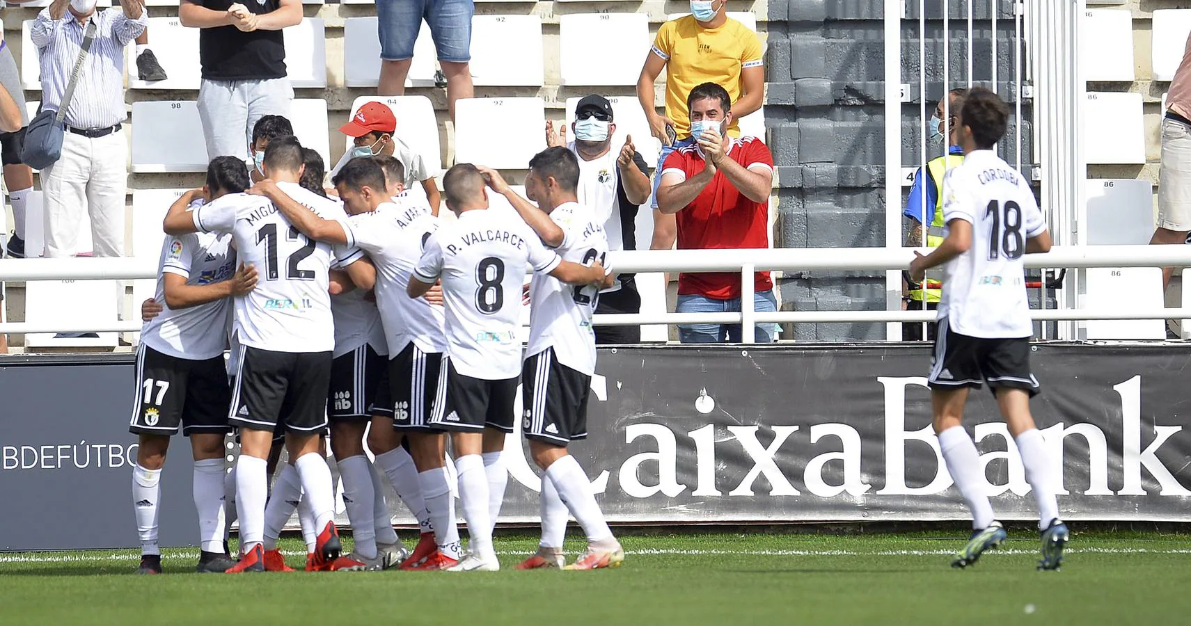 Fotos: Público En El Partido Del Burgos CF-Real Valladolid | El Norte ...