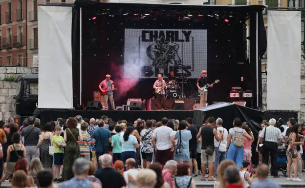 Performance in Portugalete, in the tribute concert to Charly Blues. 