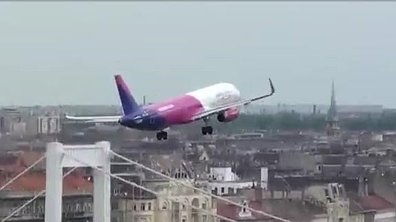 A Que Altura Vuela Un Avion Transatlantico